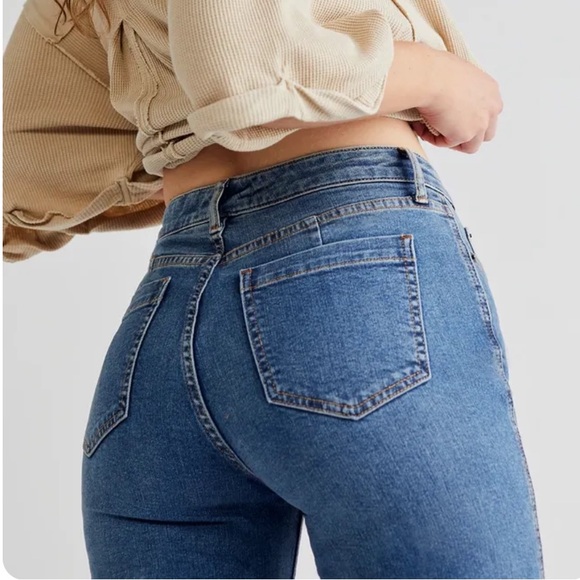 Free People Curvy High Rise Vintage Straight Leg Cropped NWT - Picture 2 of 11